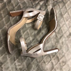 Vince Camino Bevveyn Heels